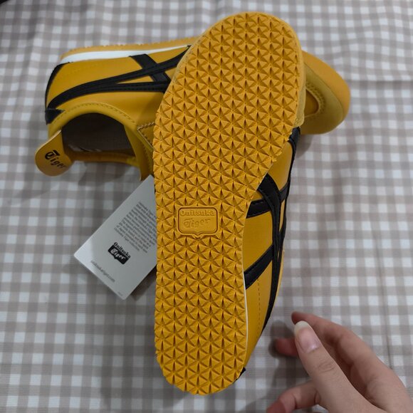 Onitsuka Tiger Yellow Low-Top Sneakers - Picture 7 of 8